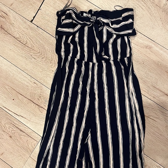 Jumpsuit - Picture 3 of 3